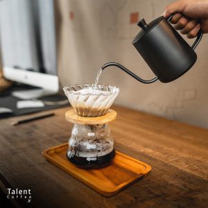 آیا قهوه باعث کم‌آبی بدن می‌شود؟