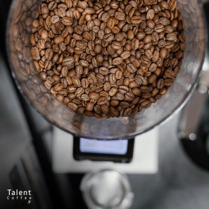 کاهش الکتریسیته ساکن هنگام آسیاب قهوه