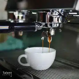 تلخی در قهوه